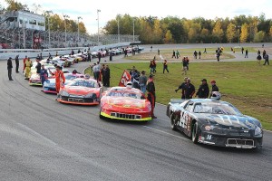 The field prepares for last year's American Canadian Tour season finale at Airborne Speedway.  The ACT 100 at Airborne this Saturday, May 18th will be the Tour's fourth point counting event.  (Photo Credit: Leif Tillotson)